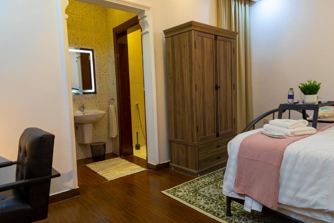 No.2-3 Relax & Enjoy Time W/manazil Alyasmin 3br/3ba